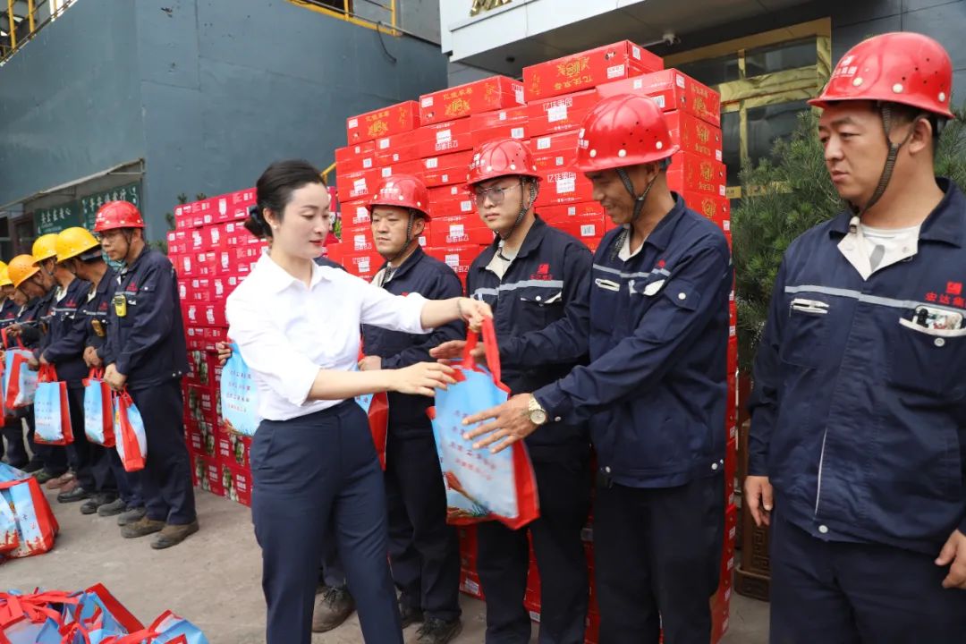 16916331594255420GBr.jpg 3.jpg