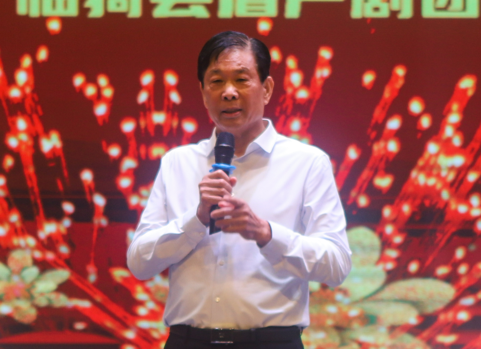 1728530072340523dFBg.jpg 41d3ddd2b4f26a0122e542a19dccfc3.jpg